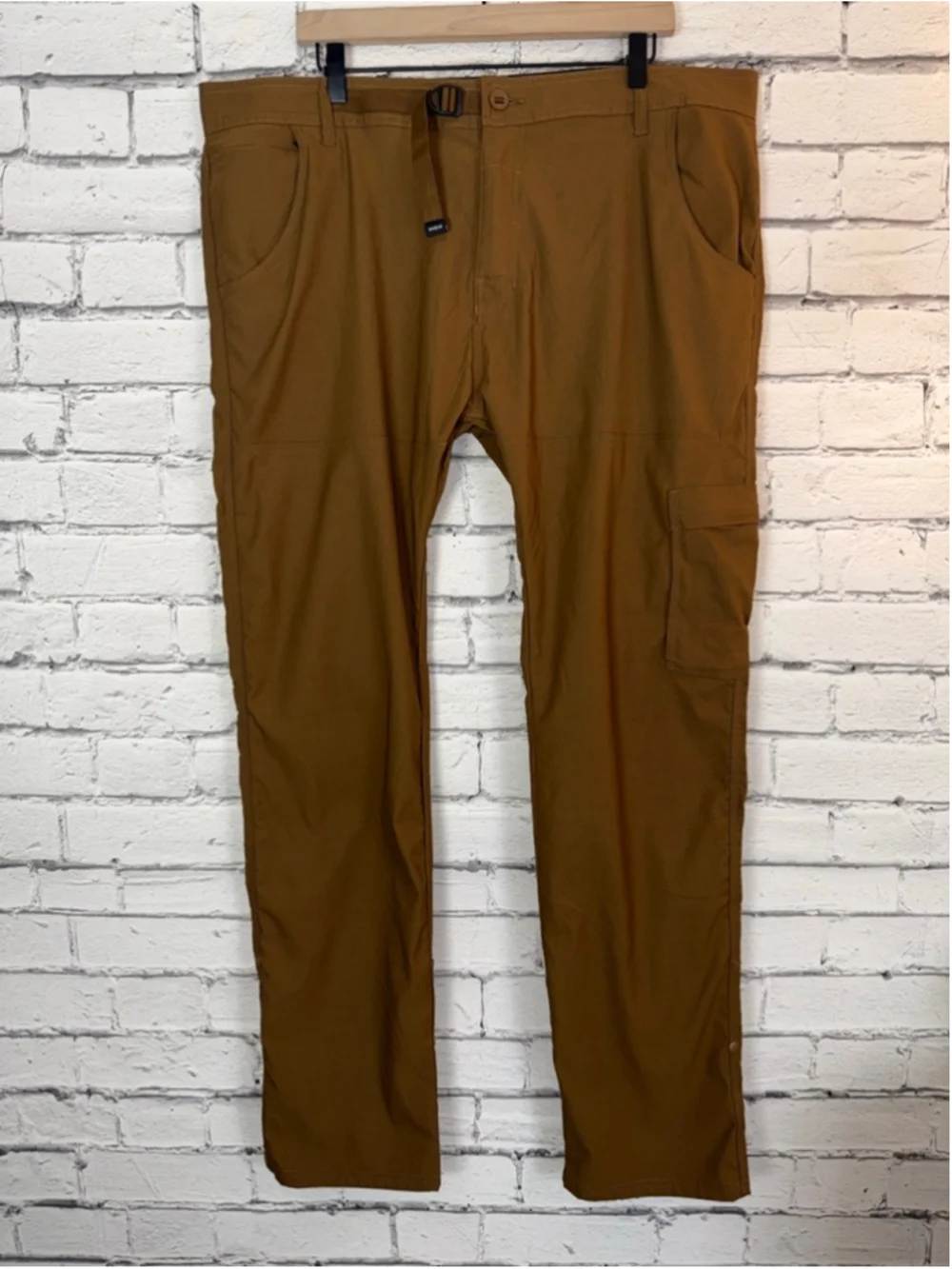 Men's Prana Pants size 42x30 Brown Stretch Zion Slim Cargo Pants Hiking Pants - Picture 3 of 16
